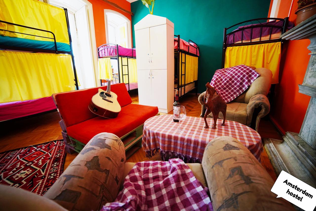 Amsterdam Hostel Baku Ngoại thất bức ảnh