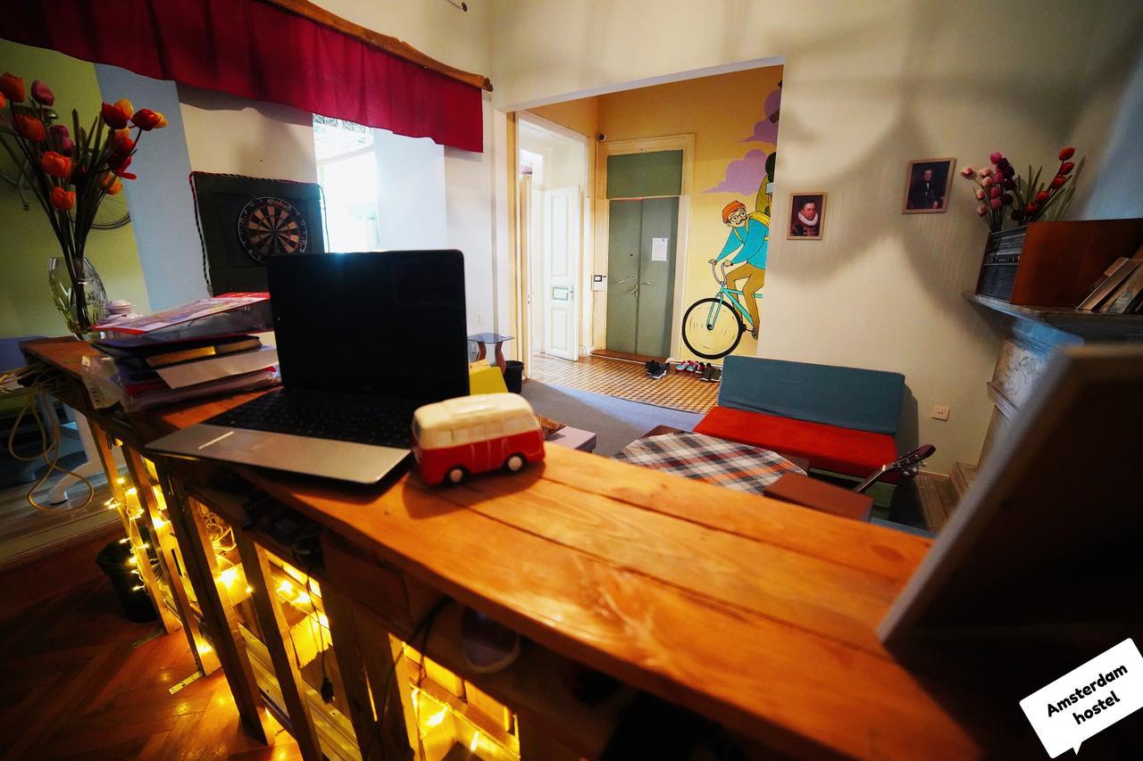 Amsterdam Hostel Baku Ngoại thất bức ảnh