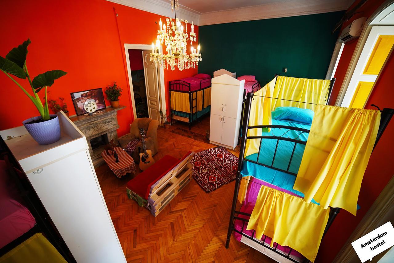 Amsterdam Hostel Baku Ngoại thất bức ảnh